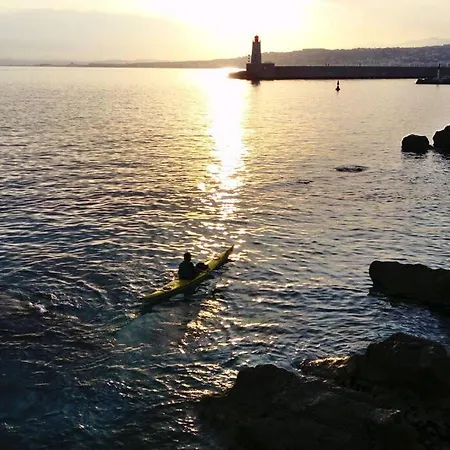 شقة Avec Balcon A 7 Min Du Port Et De Garibaldi